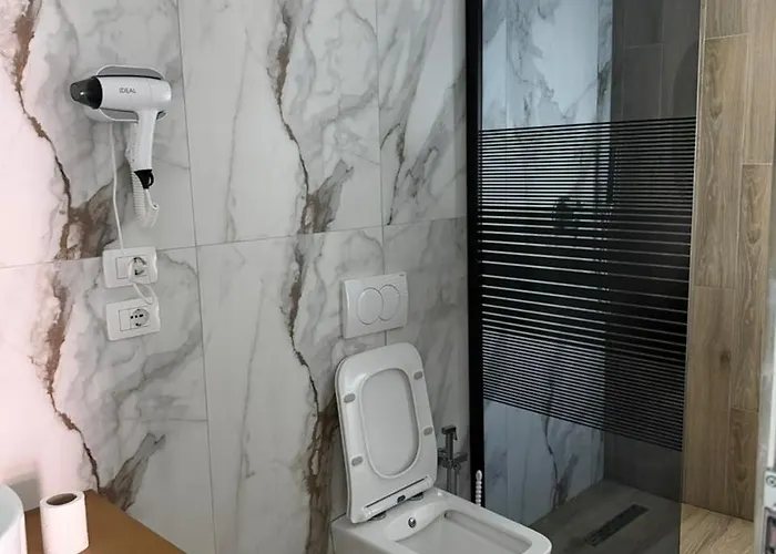 Eisel Apartamento Golem (Tirana)